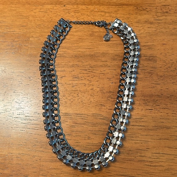 Women’s short dressy silver necklace - Picture 4 of 5